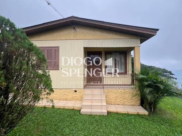 #102 - Casa para Venda em Feliz - RS - 2