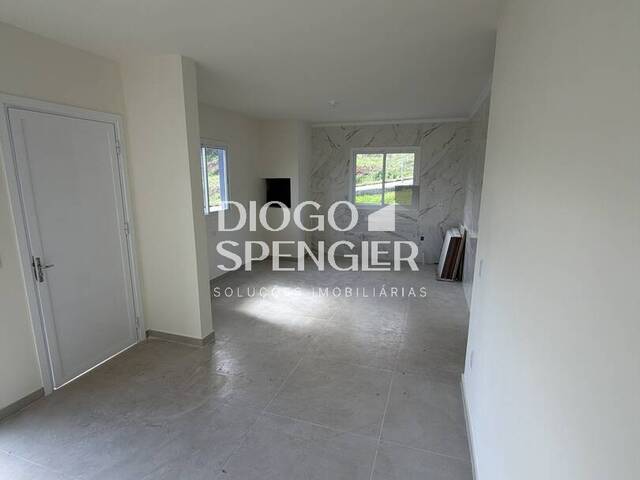 Casa para Venda em Vale Real - 4